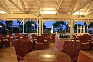 BARS THROUGHOUT THE RESORT in Grand Bahia Principe La Romana